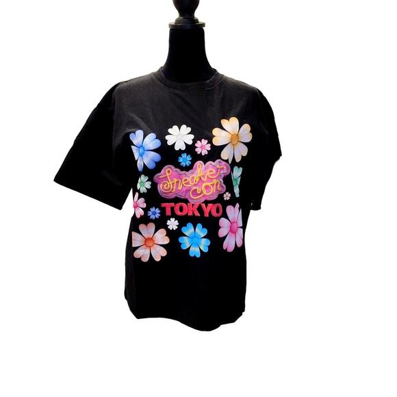 BRAND NEW SNEAKER CON TOKYO T-Shirt Size Medium LIMITED EDITION - Picture 1 of 15